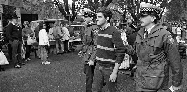 AAR Rodney Croome arrested at the Salamanca Market in 1988 - photo by Roger Lovell