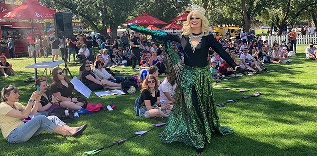 Feast-Festival-Picnic-in-the-Park-Drag-Fashion-Show-photo-by-Photo-Jo