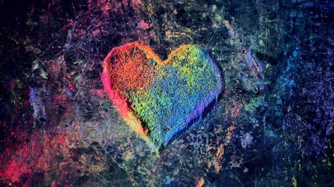 APN-Chalk-Rainbow-Heart
