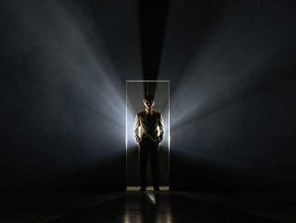 STC-Will-McDonald-as-Tom-Ripley-photo-by-Prudence-Upton