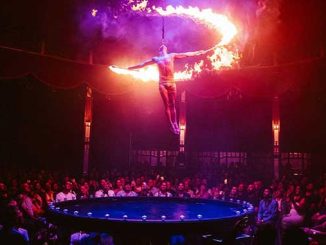 La Ronde photo by Jacinta Oaten